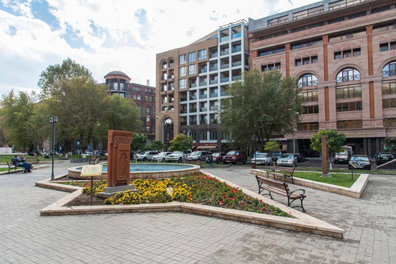 Umba Apartment N1 - 2 Bedrooms 예레반 외부 사진